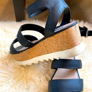 Steve Madden sz 6.5 summer platform